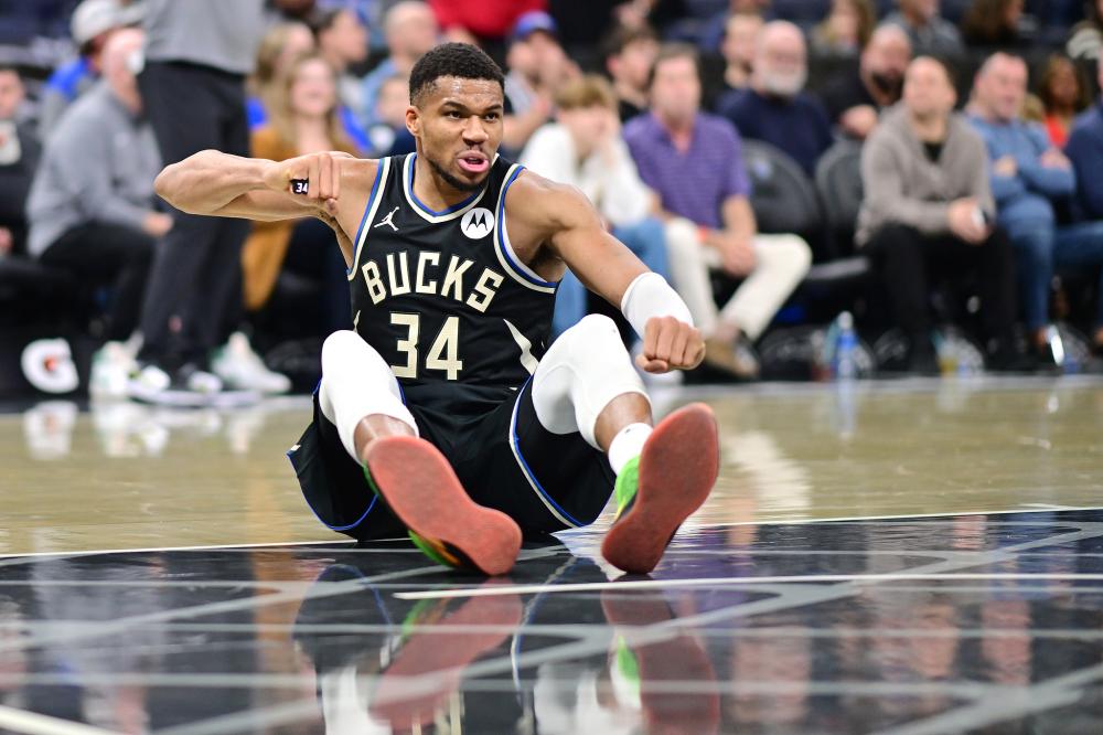 而热刺则借 而热刺则借