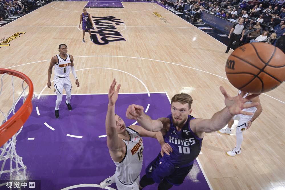 我们期待着 我们期待着