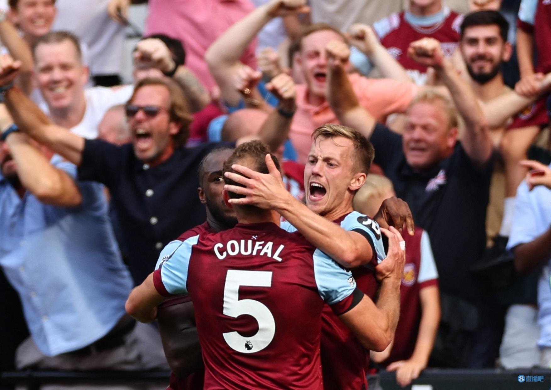 锋完成破门 锋完成破门