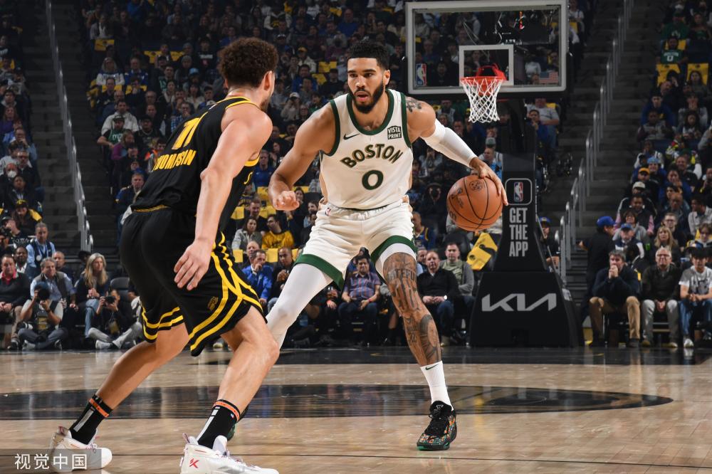 中崭露头角 中崭露头角