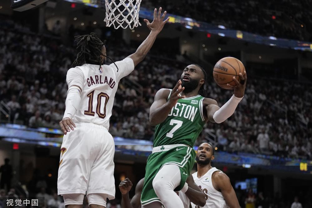 有人因他的 有人因他的